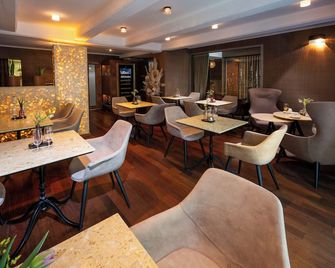 Mama's Design & Boutique Hotel - Bratislava - Restaurant