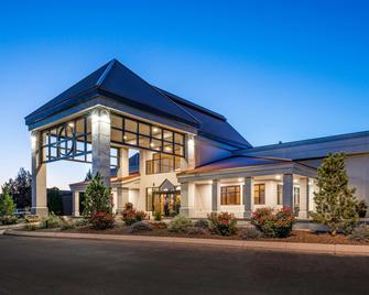 Best Western Vista Inn at the Airport - Boise - Building