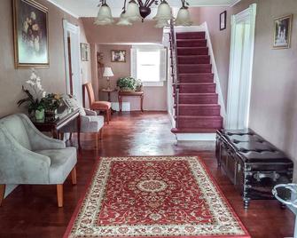 Guesthouse 2 bedroom. 25min-West Point - Chester - Stairs