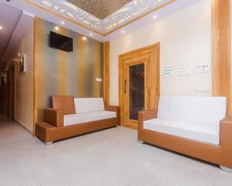 Hotel Sun City - Mumbai