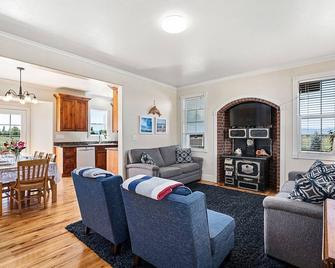 Kids Love Our Home-10 miles Bear Lake North Beach - Montpelier - Sala de estar