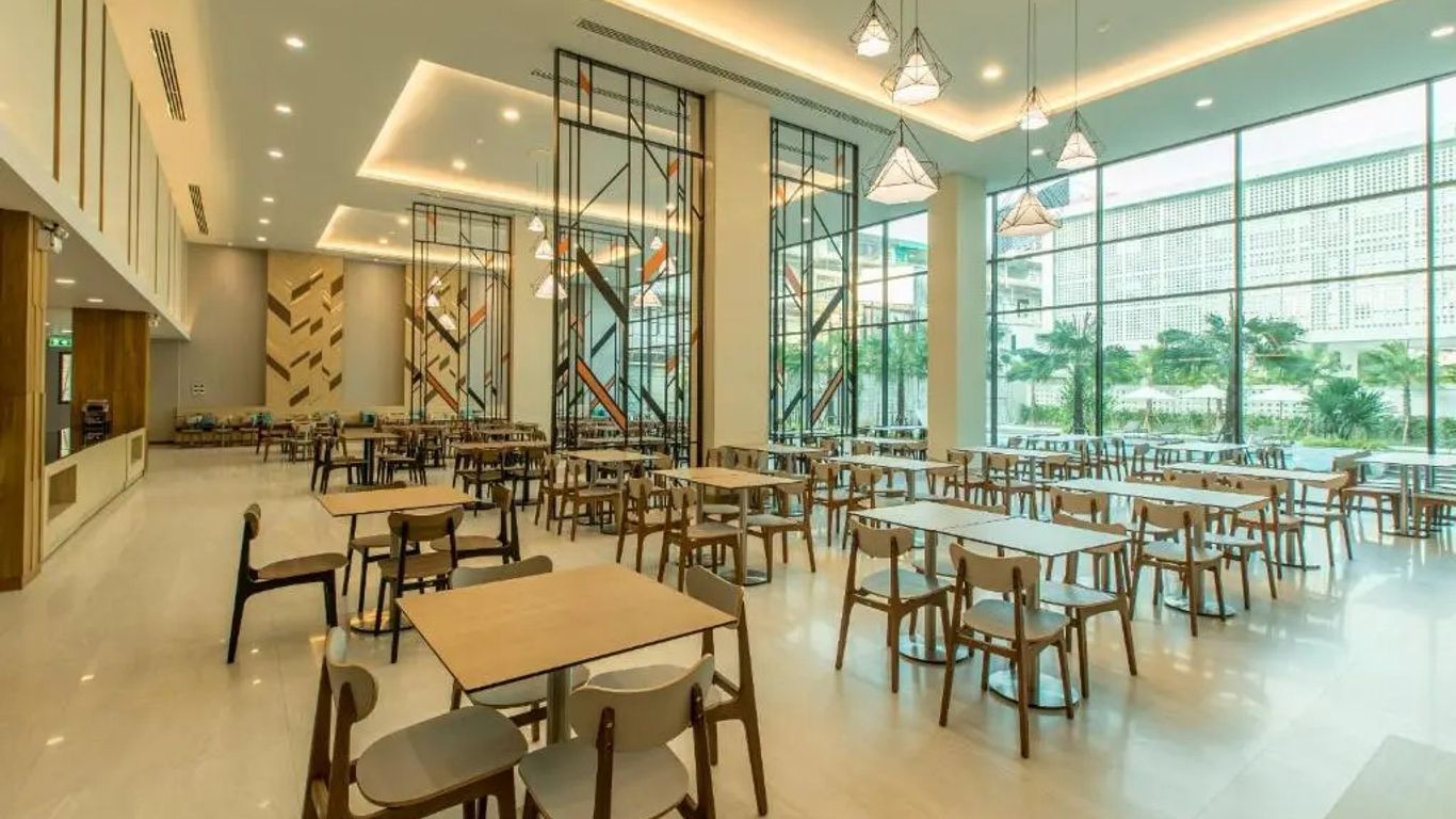 Paragon Grand Resort