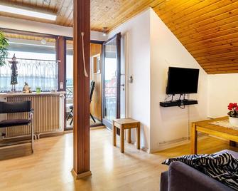 Dachwohnung Schneider Bingen - Mengen - Wohnzimmer
