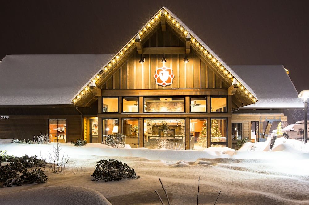 Tetherow Hotel - בנד - בניין