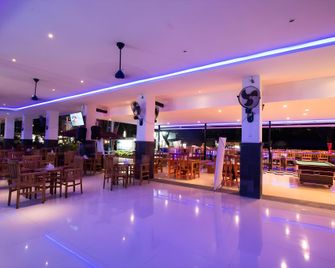 Central Inn Senggigi - Senggigi - Bar