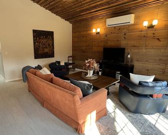 Vintage Roost at Fleming Farms - Lincoln - Sala de estar
