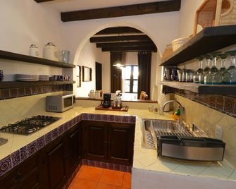 Casa Mia Suites - San Miguel de Allende - Køkken