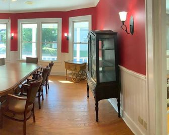 1-bedroom just 22 minutes from Cataloochee Ski Area - Henry Room - Waynesville - Ložnice