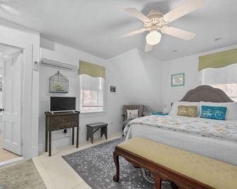 Long Dell Inn - סנטרוויל - חדר שינה