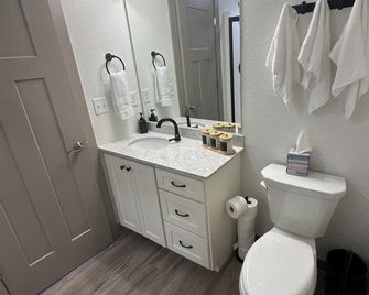 Heivly Hideaway in Decorah, Iowa - Decorah