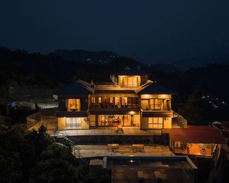 Dosro Home Luxury Villa - Panauti̇̄ - Building