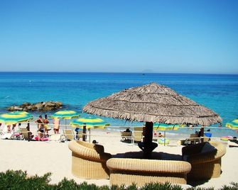 Villaggio Il Gabbiano - Ricadi - Strand