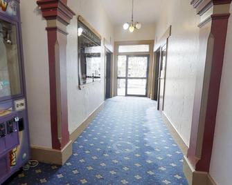 The Wharf Hotel - Wynyard - Pasillo