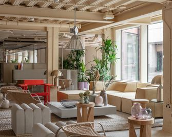 Locke at Broken Wharf - London - Living room