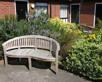 Chester Court Hotel - צ'סטר - פטיו