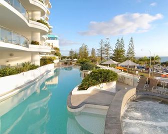 Sirocco 906 - Mooloolaba - Pool