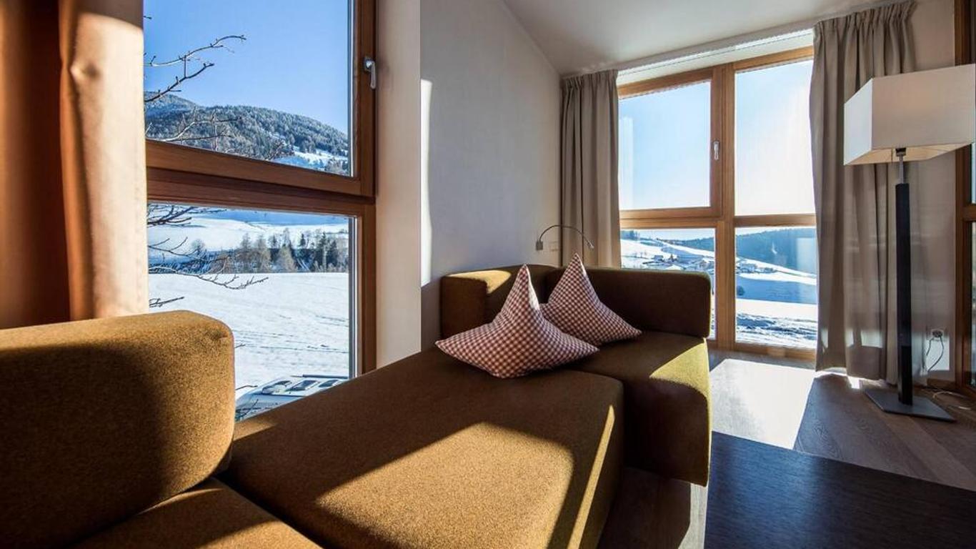 Hotel Dolomitenblick