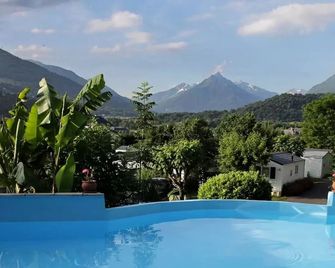 Camping Ecovillage Soleil Du Pibeste - Mobile Home Tourmalet 2 Bedrooms Bed Linens + Towels + Household 4 People - 아고 비달로 - 수영장