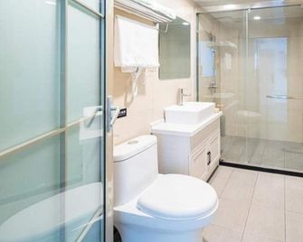 Greentree Inn Shandong Rizhao University City Express Hotel - Rizhao - Bad