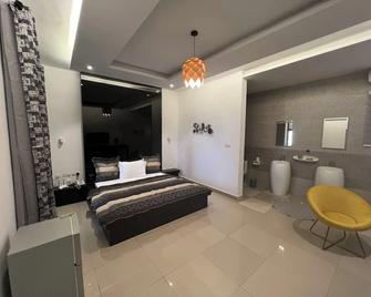 Hotel Riviera Ramatou Plage - Lome - Chambre