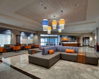 Drury Inn & Suites Iowa City Coralville - Coralville - Lobby
