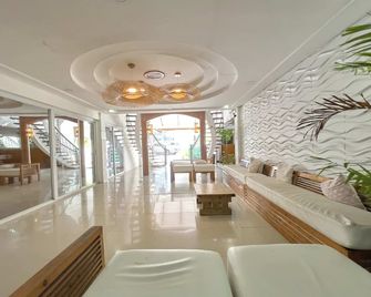 Sebay Surf Central San Juan La Union - San Fernando - Lobby