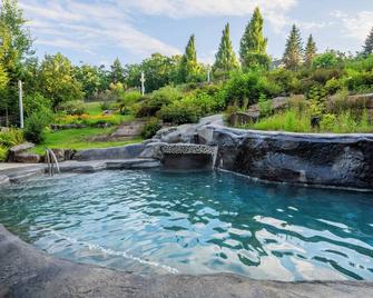 Nordic Village Condominium Resort - Jackson - Pileta