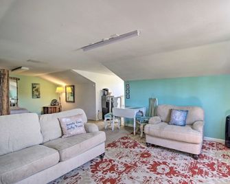 Marker 99 Resort - Melbourne - Living room