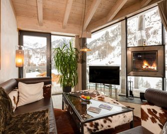 Matterhorn Focus Design Hotel - Zermatt - Living room