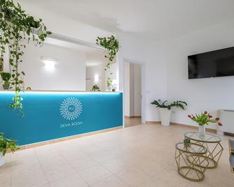 Deva Room - Ugento - Rezeption