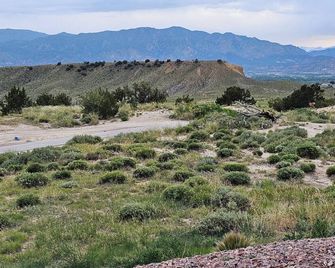 Long & Straight down Fairway #2 at 4 Mile Ranch - Cañon City - Vista del exterior