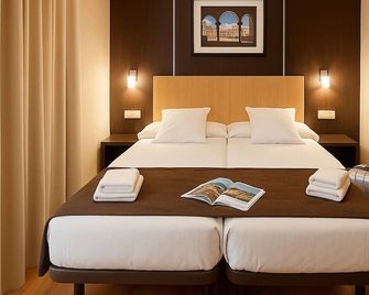 Hotel Plaza - Sevilla - Habitación