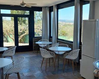 Landhuisvilla b&b Villa Pardalot - Càlig - Restaurant