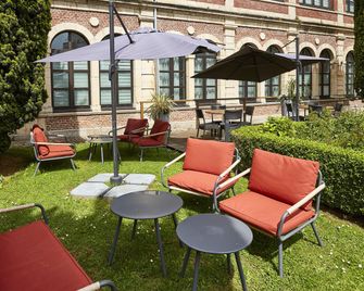 Best Western Hotel Hermitage - Montreuil - Patio
