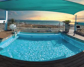 Capitan Boutique Resort - Puerto Nuevo - Piscina