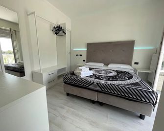 Villa Danieli Fiera - Lainate - Schlafzimmer