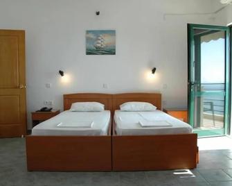 Soulis Hotel - Arkoudi - Habitación