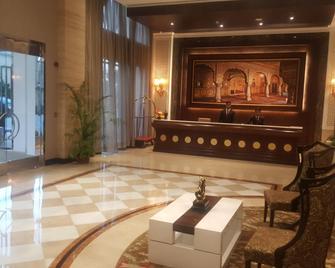 Golden Galaxy Hotels And Resorts - Faridabad - Front desk