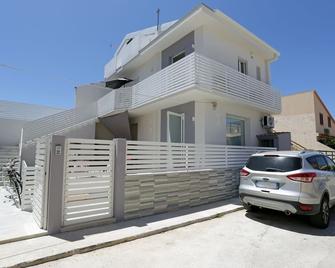 Casa Firrimalt - Punta Secca - Edificio
