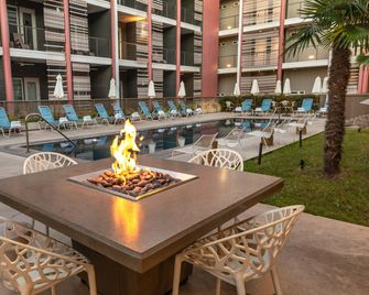 East Austin Hotel - Austin - Patio