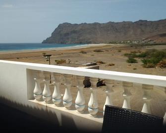 Pousada B&B Le Gourmet - Mindelo - Balcon