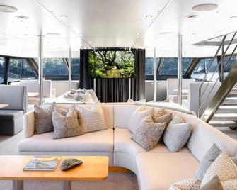 Milford Sound Overnight Cruise - Fiordland Discovery - Milford Sound - Lobby