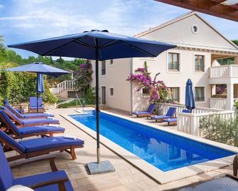 Villa Anna - Milna (Brač)