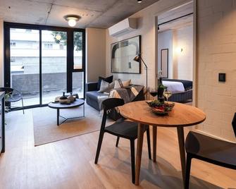 Three43 On B - Fluent Serviced Apartments - Le Cap - Salle à manger