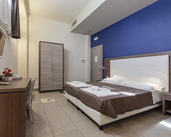 ホテル ドン ジョバンニ - アヴォラ - 寝室