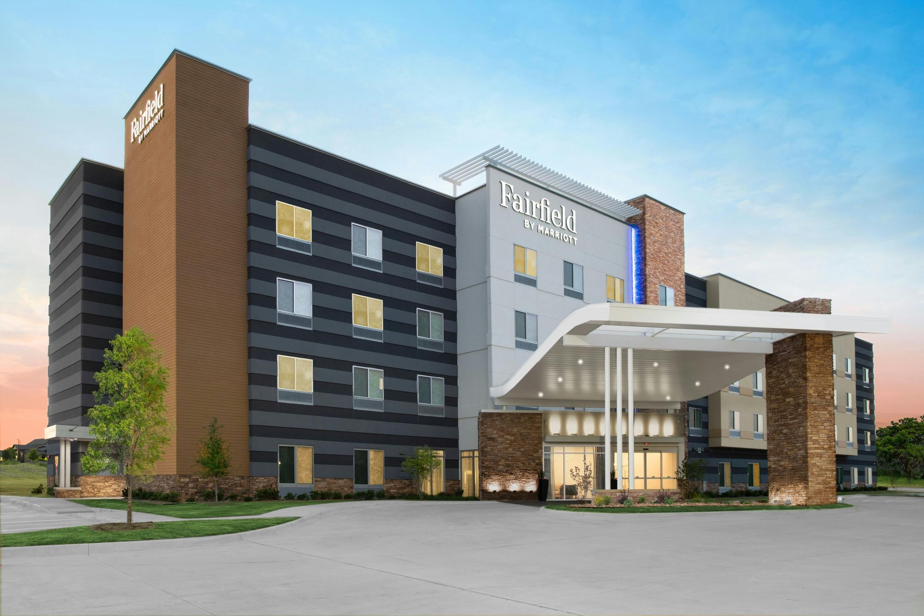 Fairfield by Marriott Inn & Suites DeSoto Dallas South - DeSoto - Gebouw