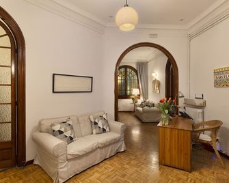 Ally's Bed&Breakfast, - Barcelona - Sala de estar