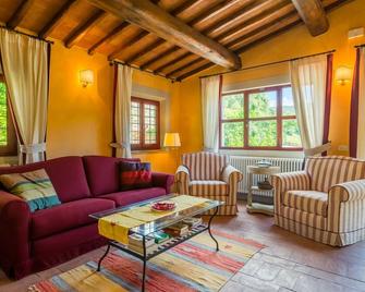 Holiday Home in Chianti With Pool - Greve in Chianti - Living room