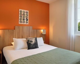 Logis Hôtel Maison Voltaire - Amboise - Yatak Odası