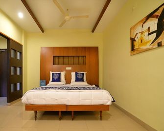 OYO 3420 Hotel Ashoka - Warangal - Bedroom